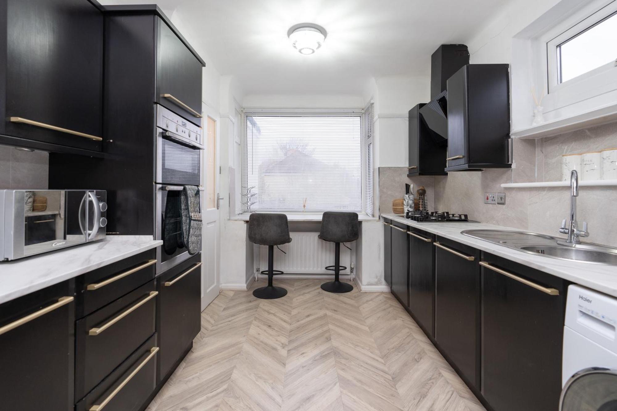 Вилла Estwood - Gated House Саутгемптон Экстерьер фото